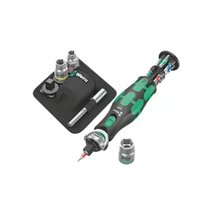 Wera Zyklop Pocket 2 ratchet screwdriver set with bits and sockets laid out