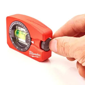 Accurate Milwaukee 7.8 cm pocket level with V-groove and milled edge