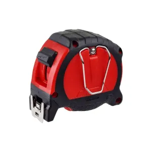 Milwaukee STUD Gen2 8m/26ft measuring tape with magnetic tip.