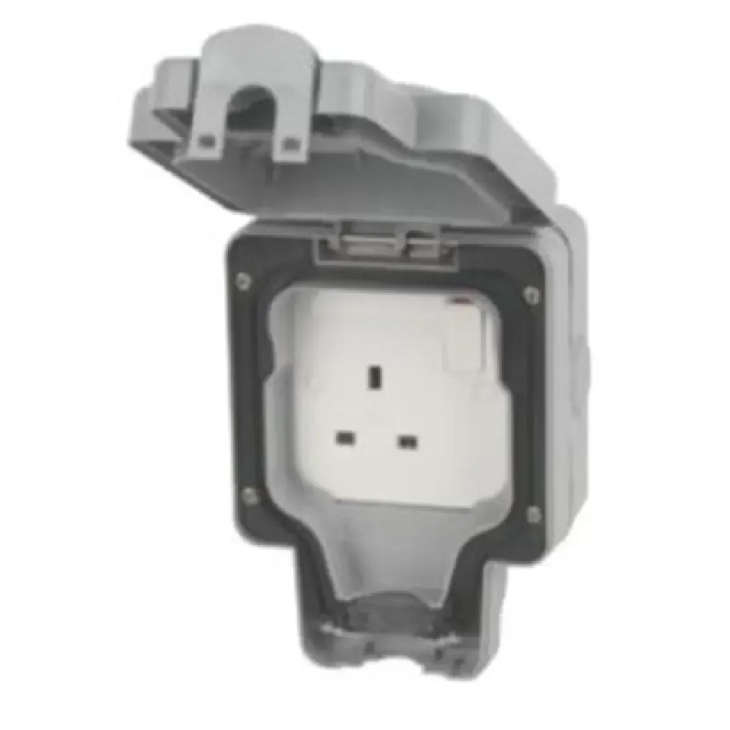 56480 - Waterproof Socket 1G 13A IP66 56480