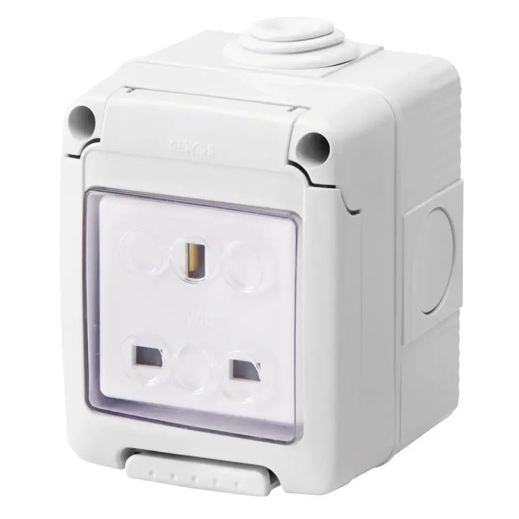 GW27843 - Gewiss 13A Watertight Socket 1-Gang