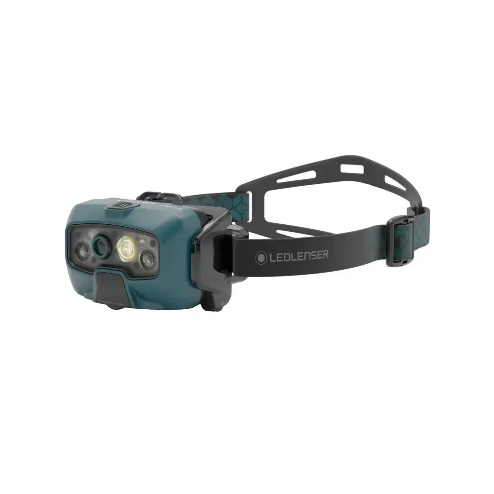Powerful 1600lm headlamp featuring Adaptive Light Beam Technology and magnetic charging