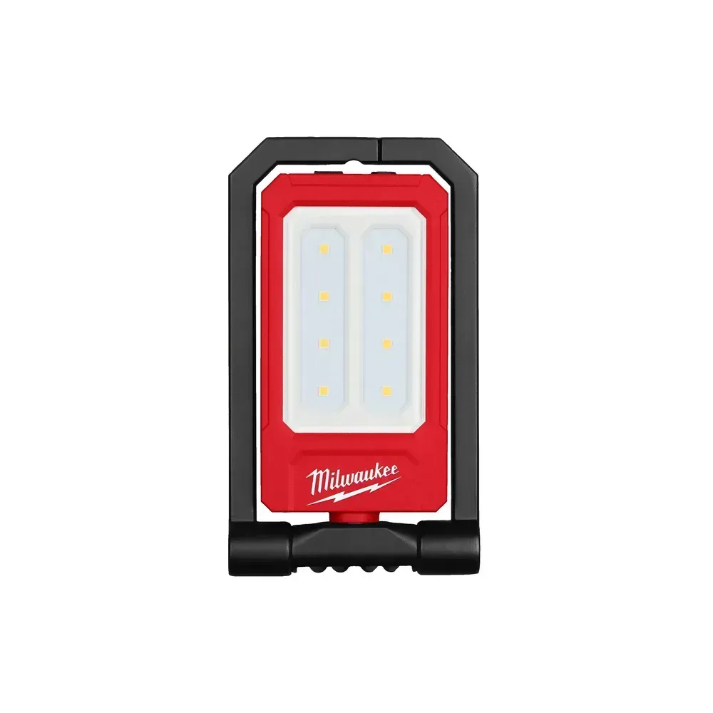Milwaukee 500-lumen folding flood light with IP54 protection