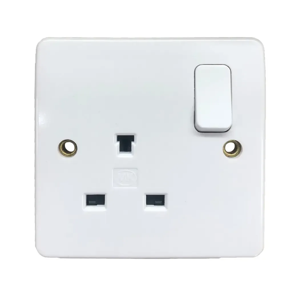 K1257 - Mk 1 Gang 13A Tee-Bar Switched Socket K1257