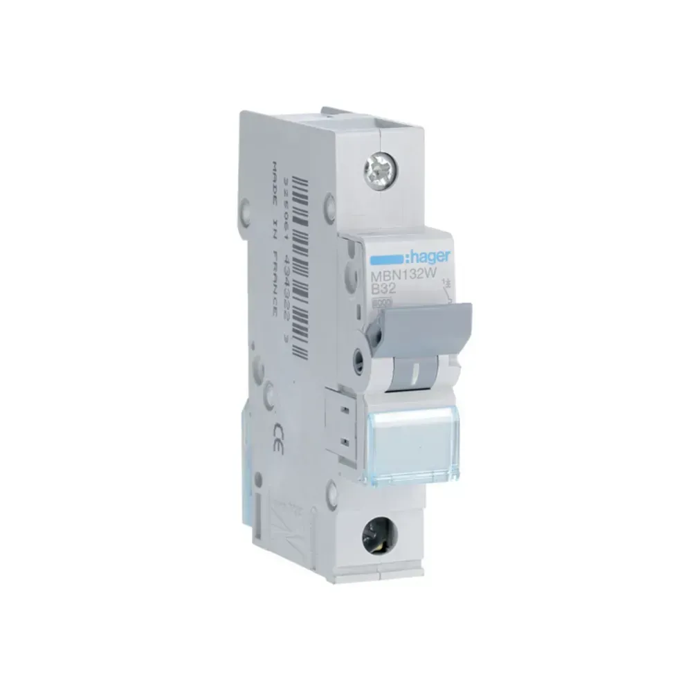 Single-pole 32A B curve circuit breaker with 6kA breaking capacity.