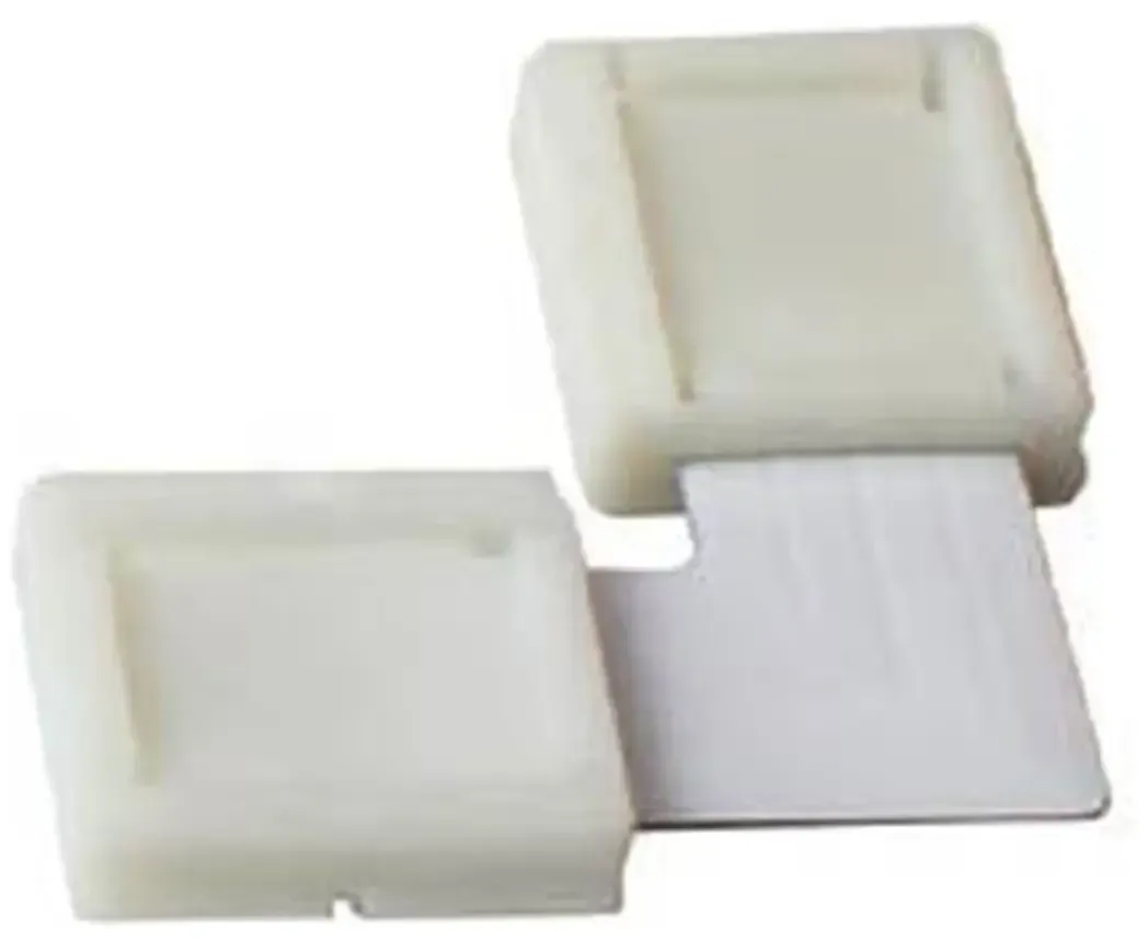 RVA48L-CONN - Robus Vegas Easy Clip L Connector 4.8W/12V Single Colour IP20