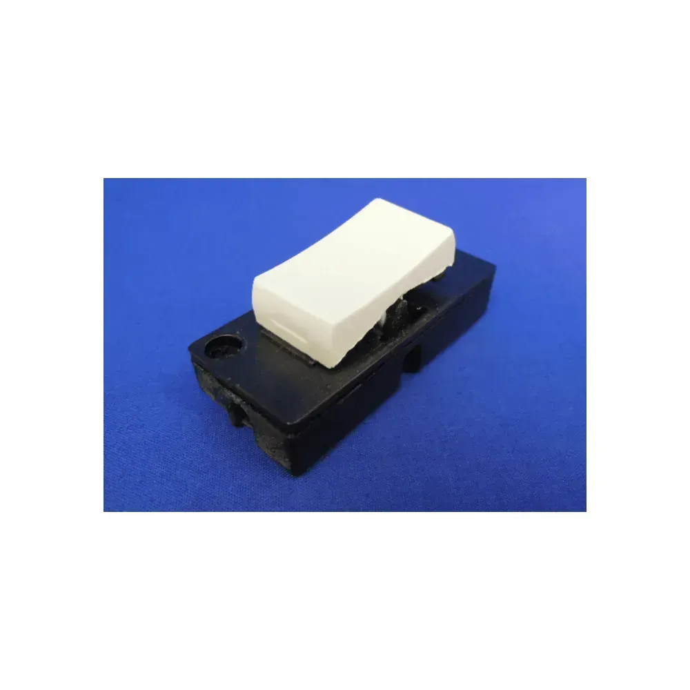 Iona Interchangeable 10A Intermediate Switch Module