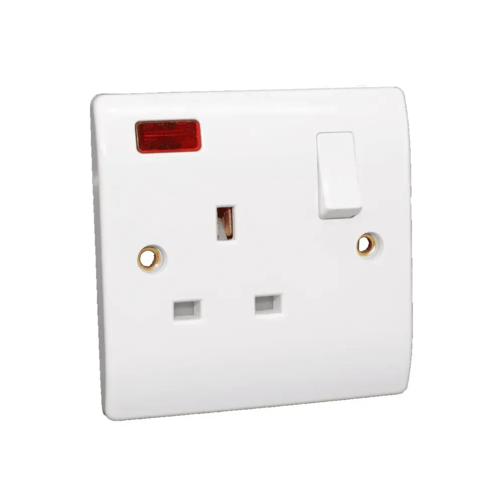 Iona 13A 1 Gang Switched Socket with Pilot Light – Slimline, flush-mounted design.