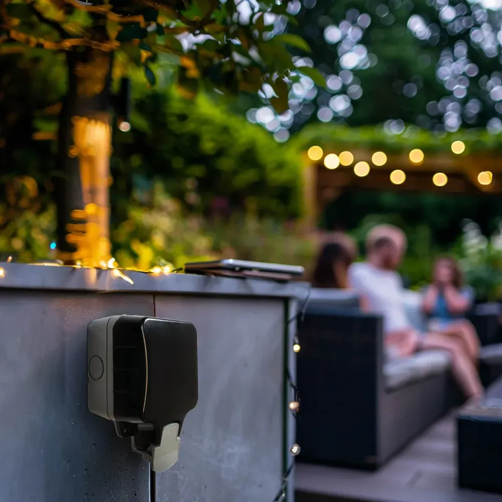 Single outdoor power outlet, IP66 rated.