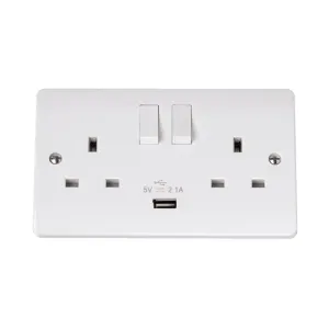 Click CMA770 white 2-gang switched socket with USB port