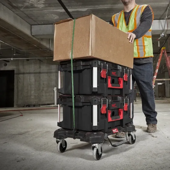 Milwaukee rolling base in action